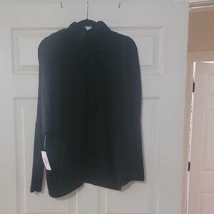 Black Women's Hooded Tunic Top - Casual Long Sleeve